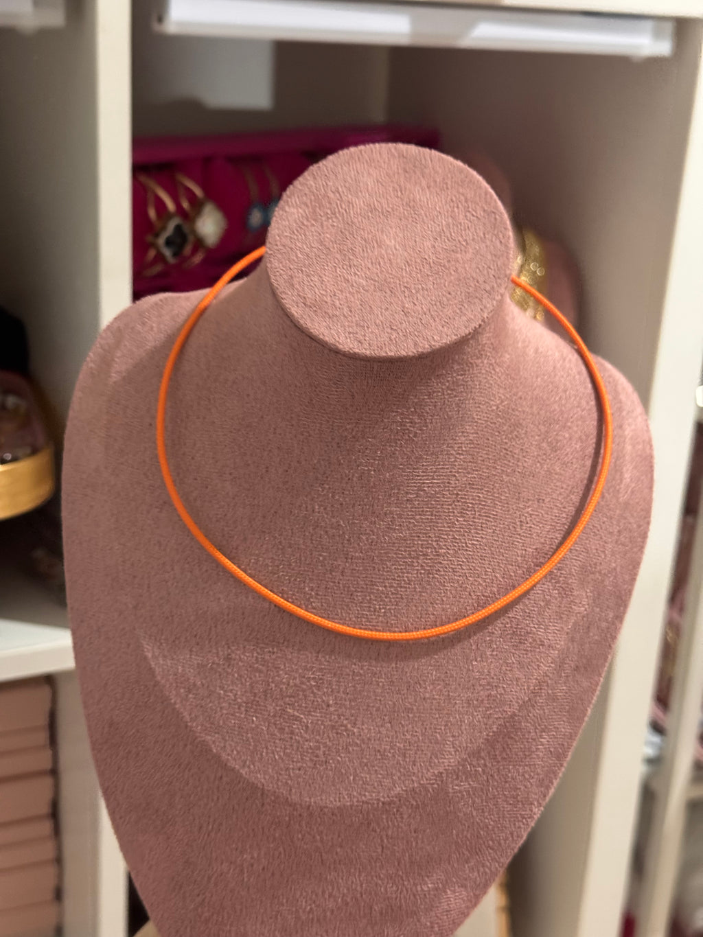 COLLAR INFINITE NARANJA CLARO