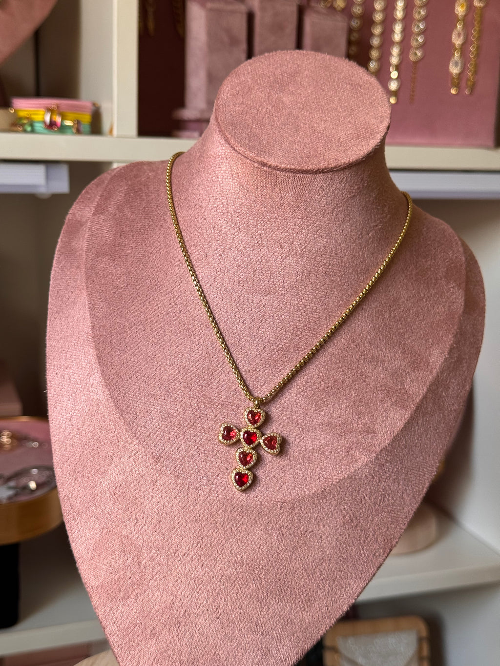 COLLAR CROSS HEARTS GOLD