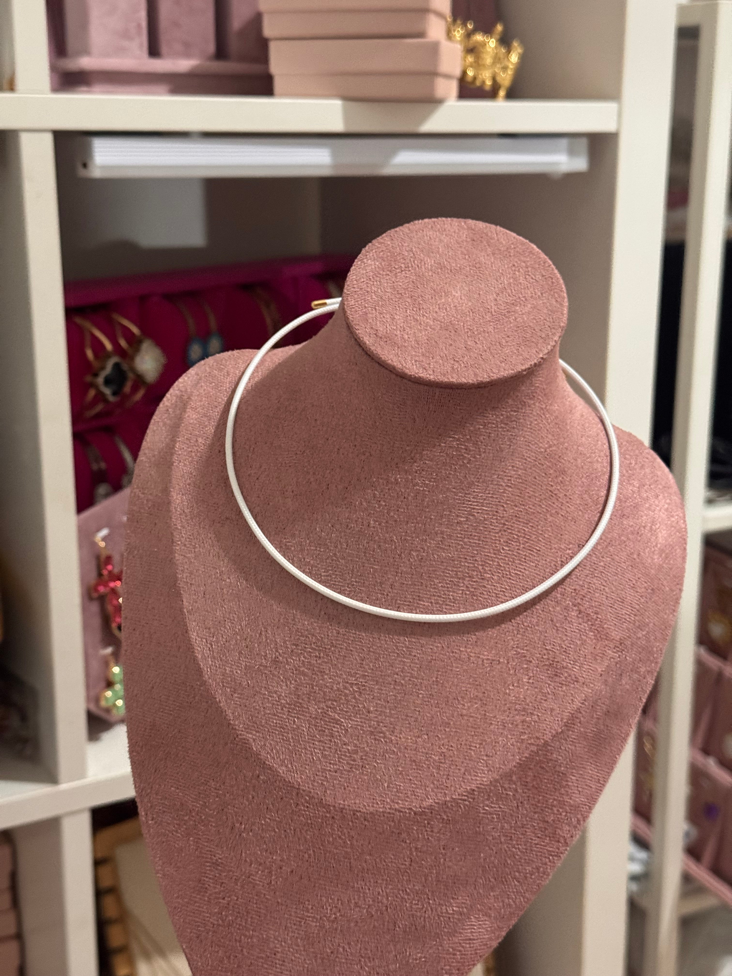 COLLAR INFINITE BLANCO
