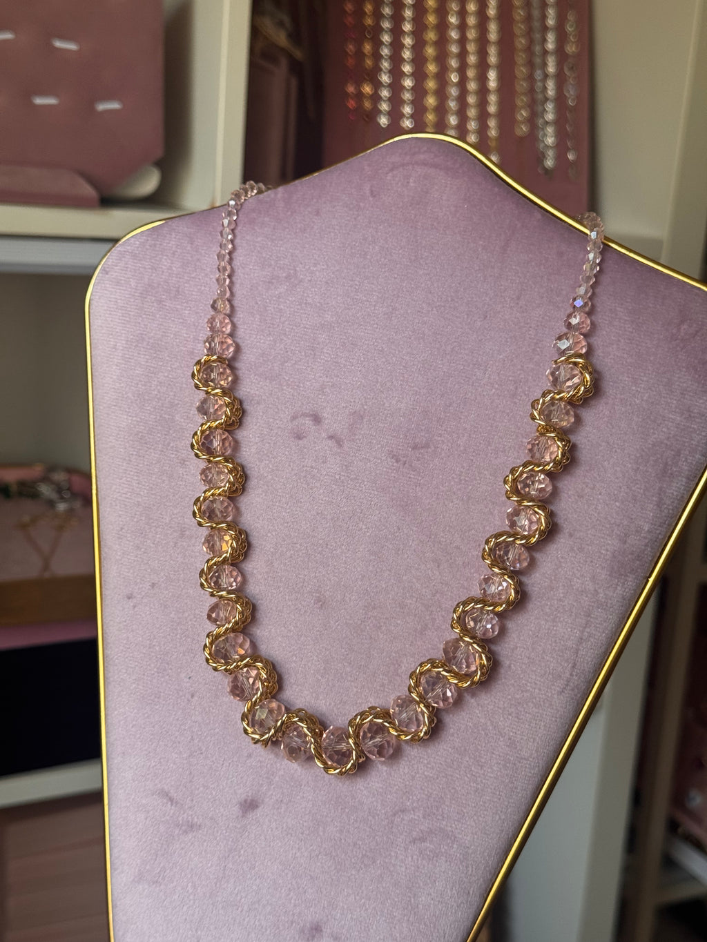 COLLAR VINTAGE ROSA