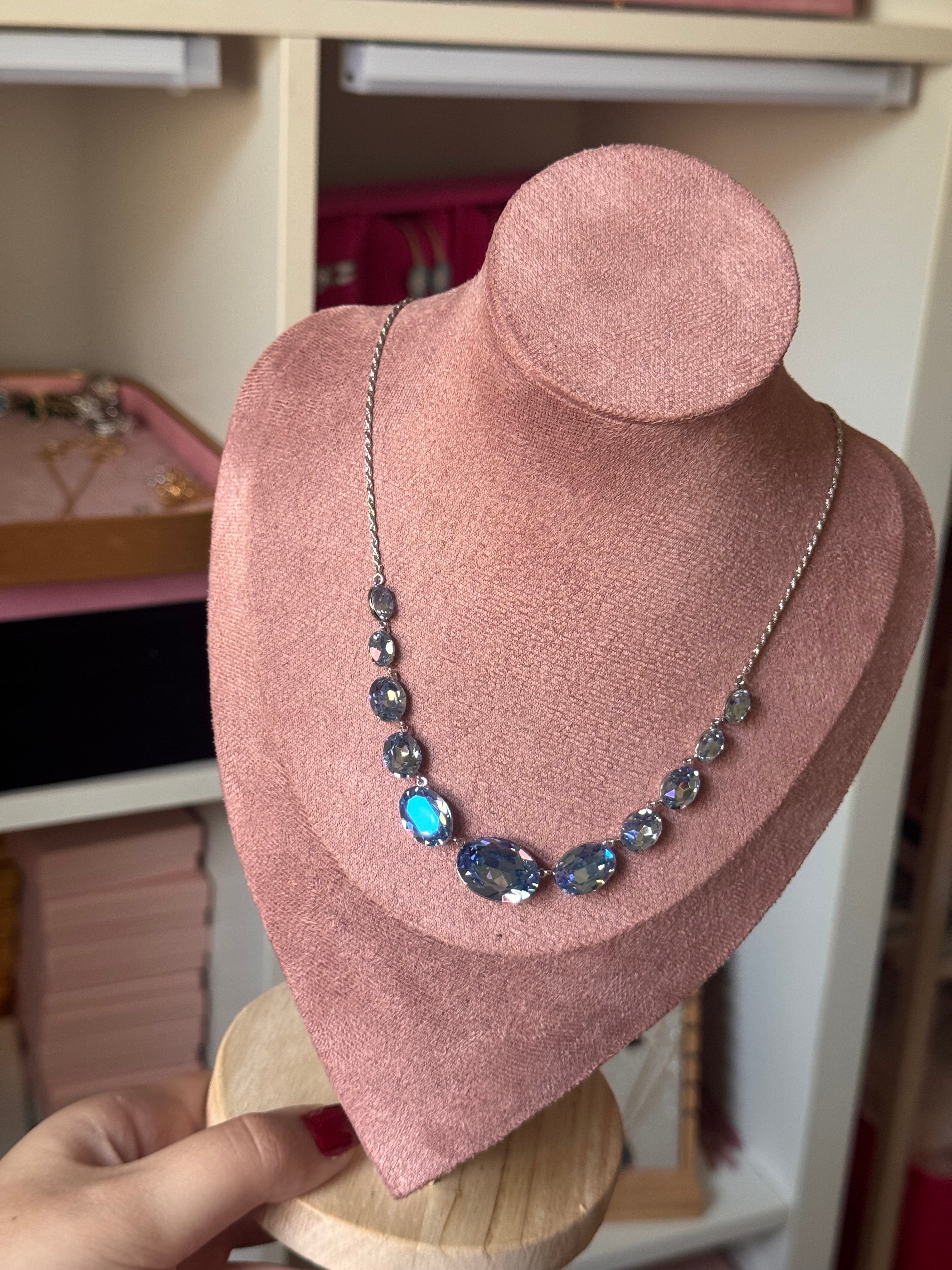 COLLAR CISNE AZUL