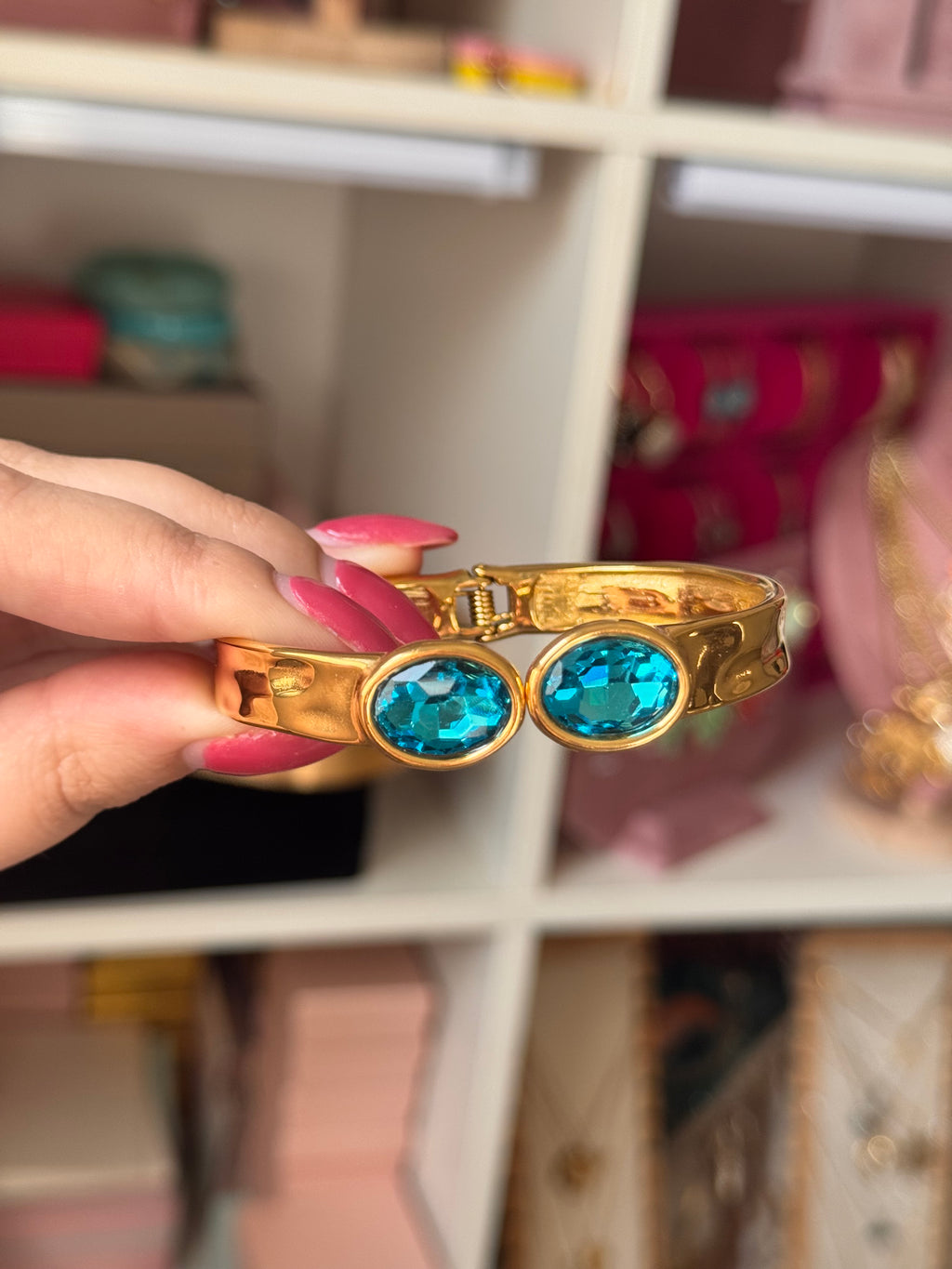 PULSERA SAINT