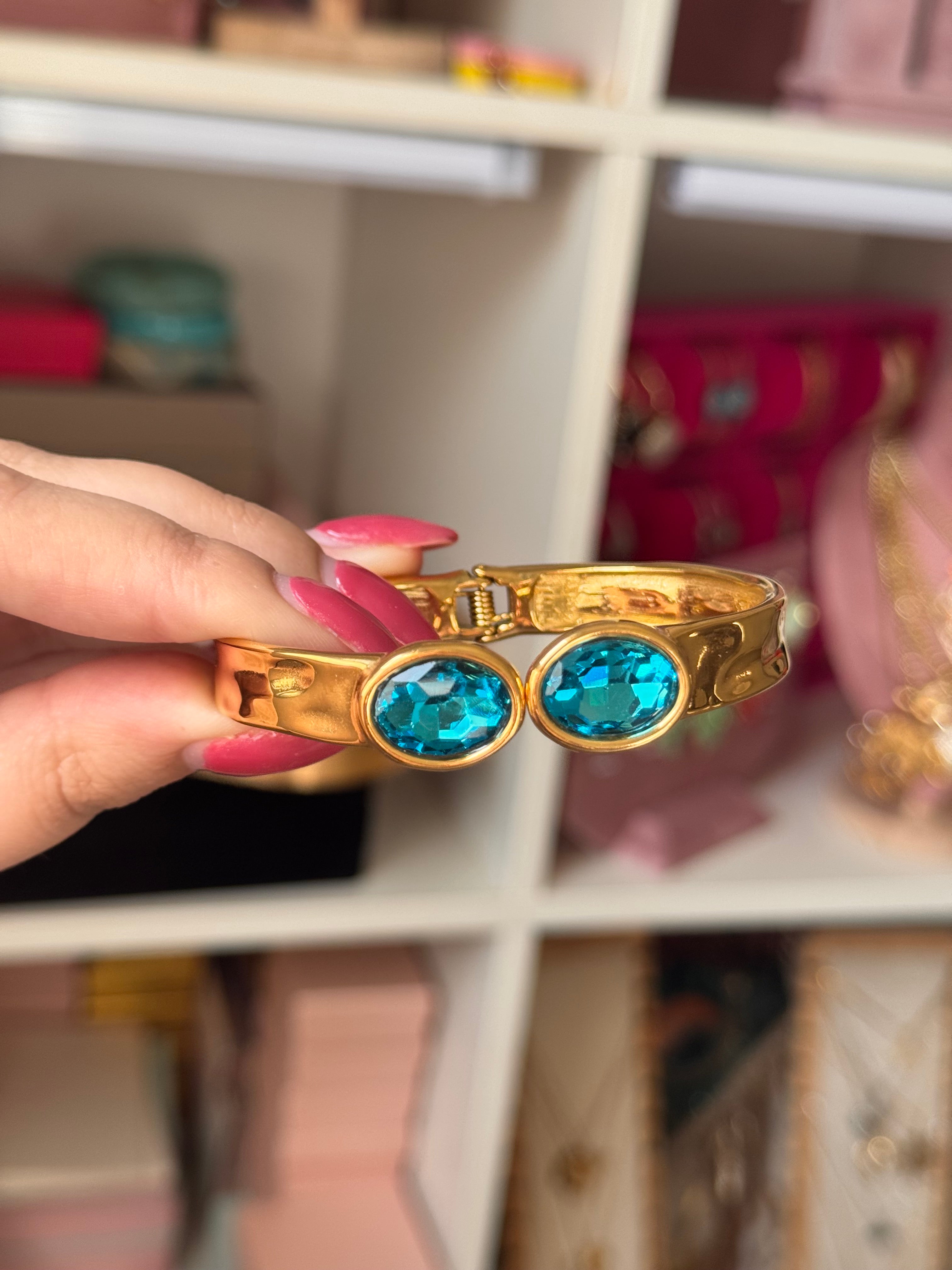 PULSERA SAINT