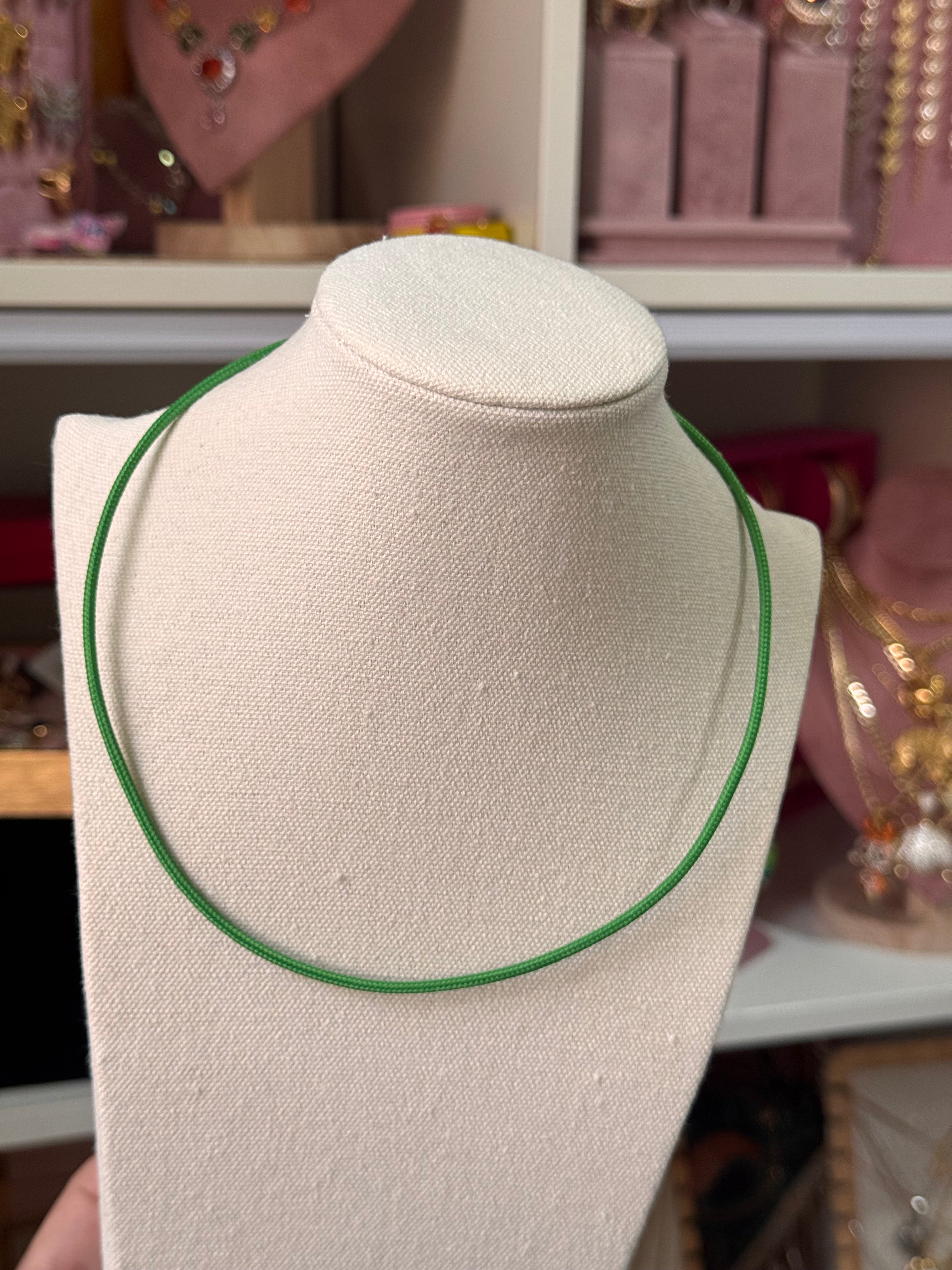 COLLAR INFINITE VERDE