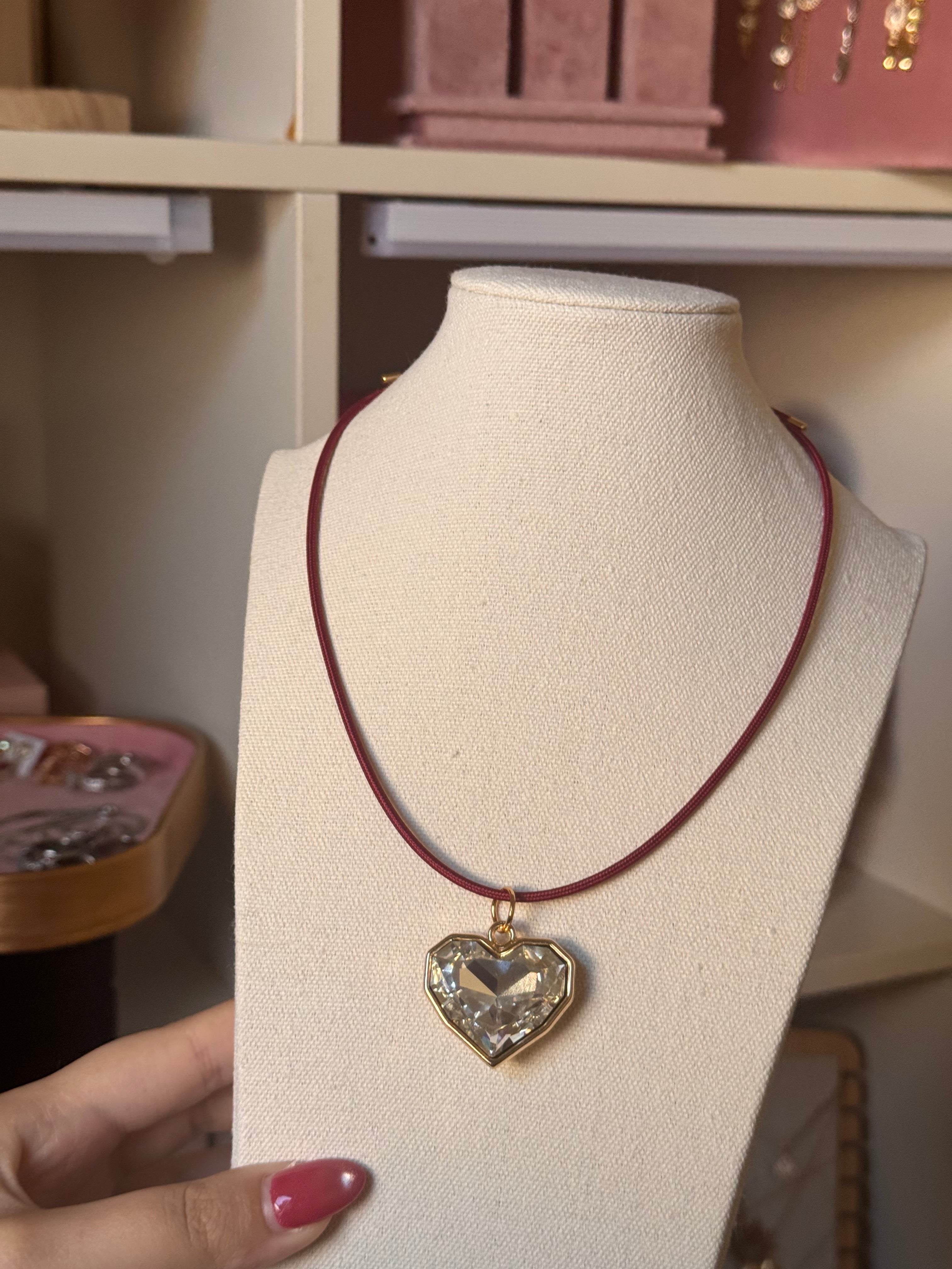 COLLAR INFINITE BURDEOS