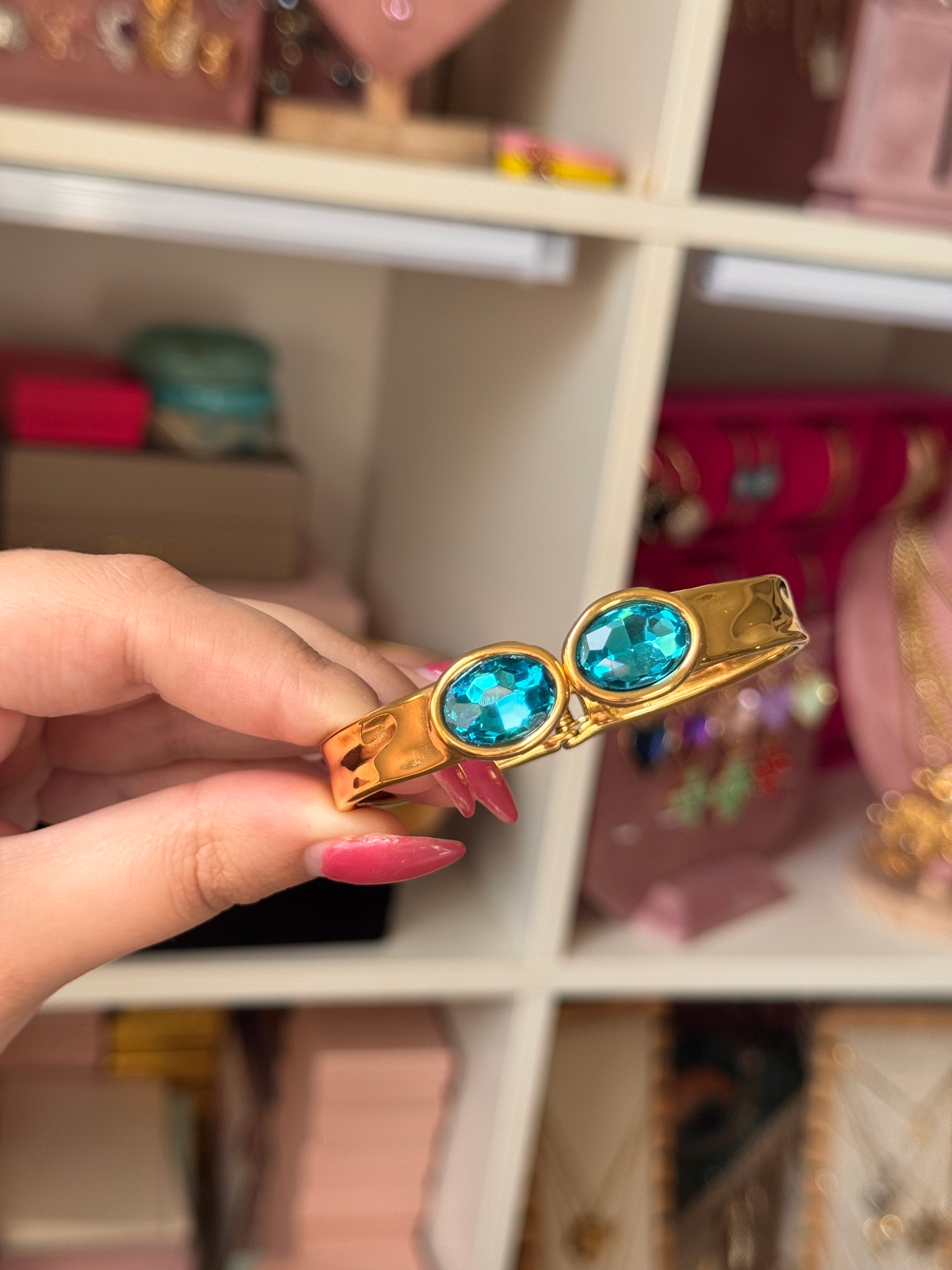 PULSERA SAINT
