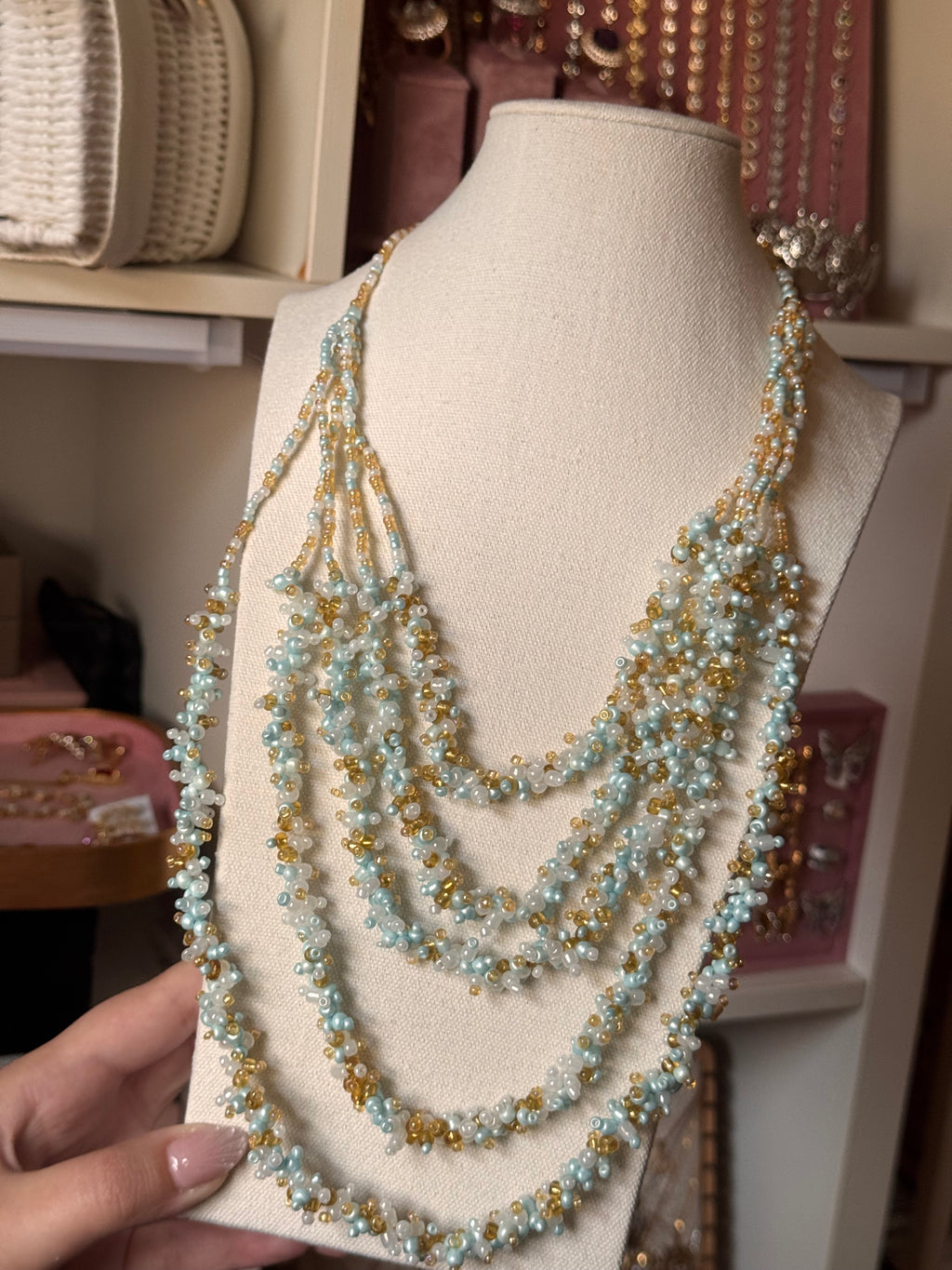 COLLAR MULTICAPAS