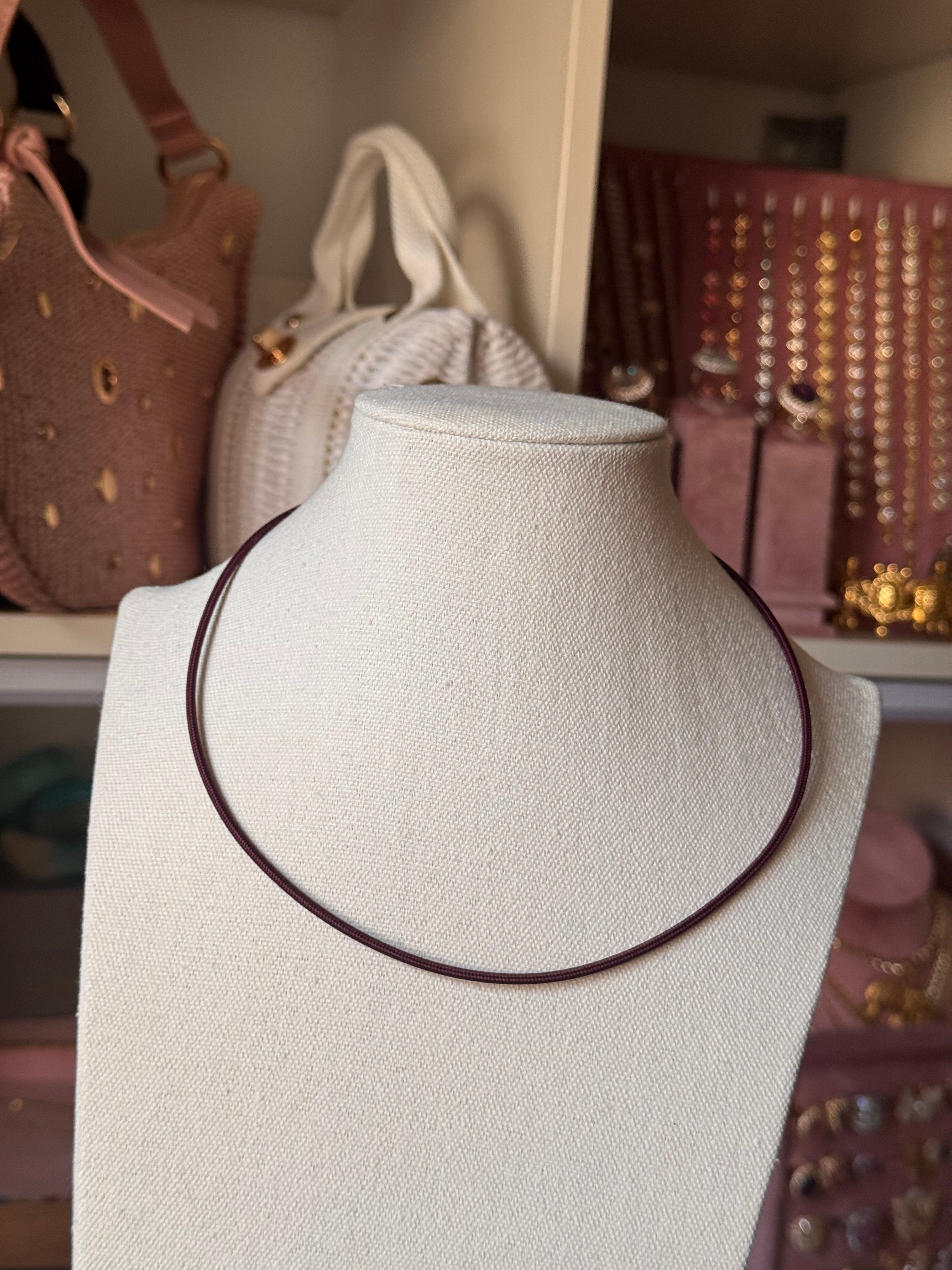 COLLAR INFINITE BERENJENA