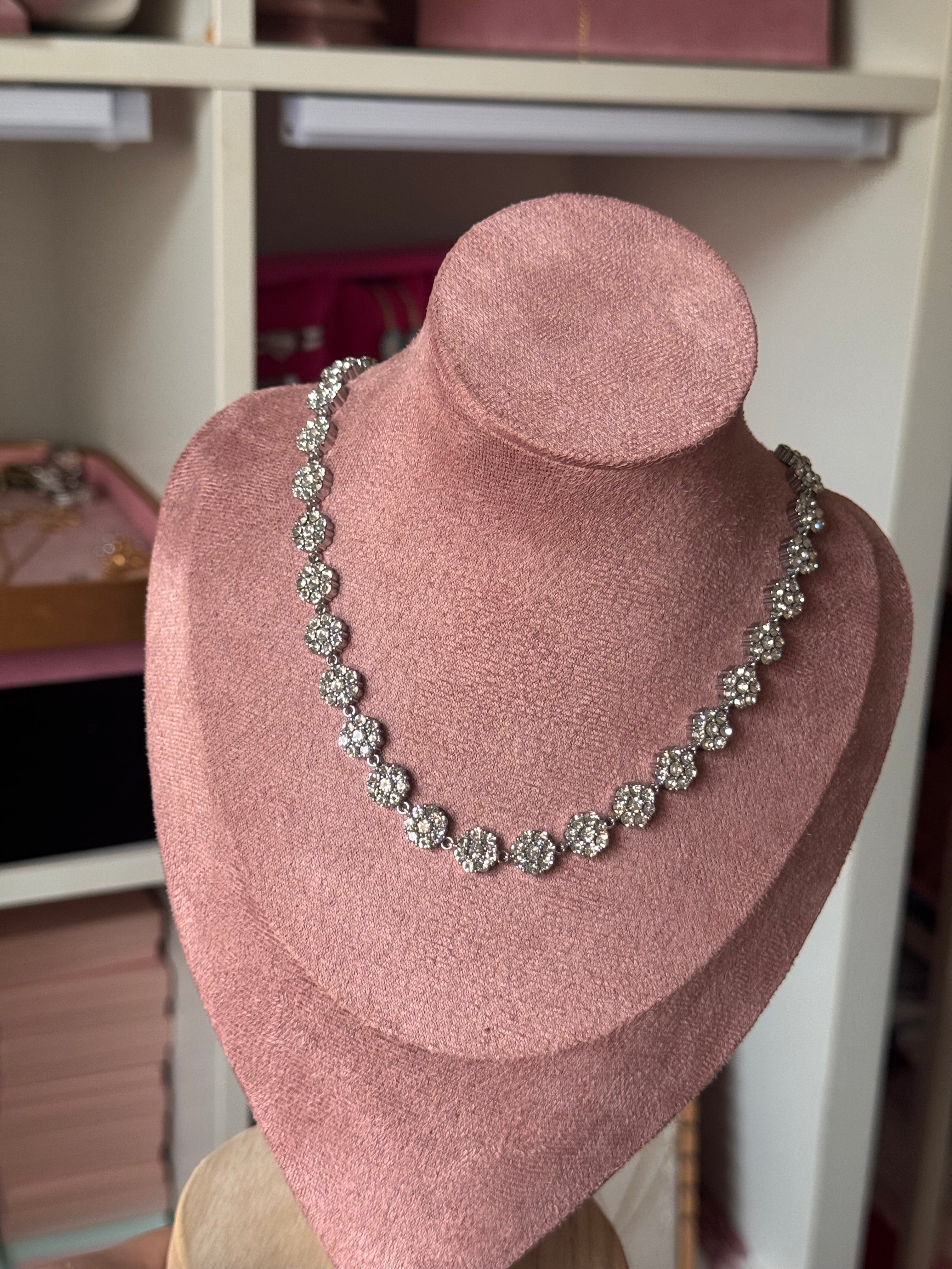 COLLAR FLOR SILVER