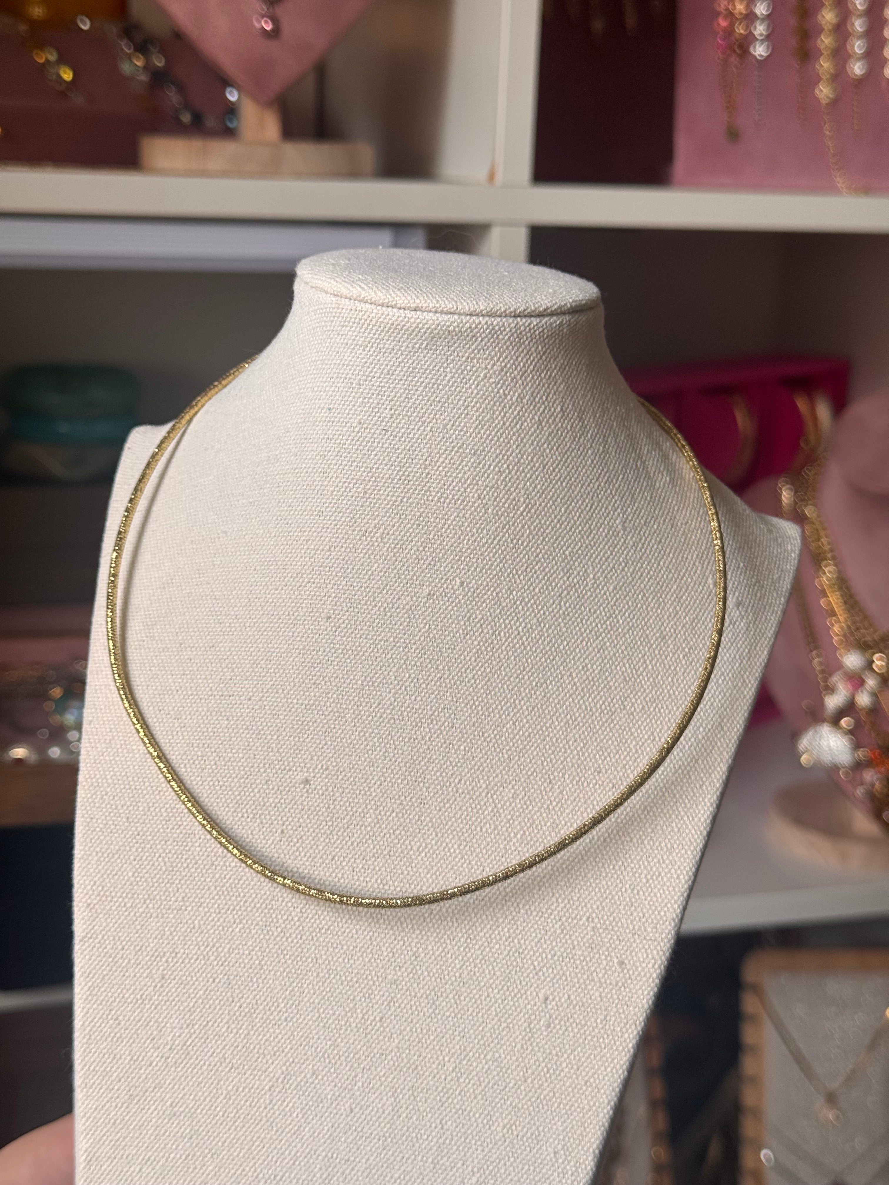COLLAR INFINITE DORADO