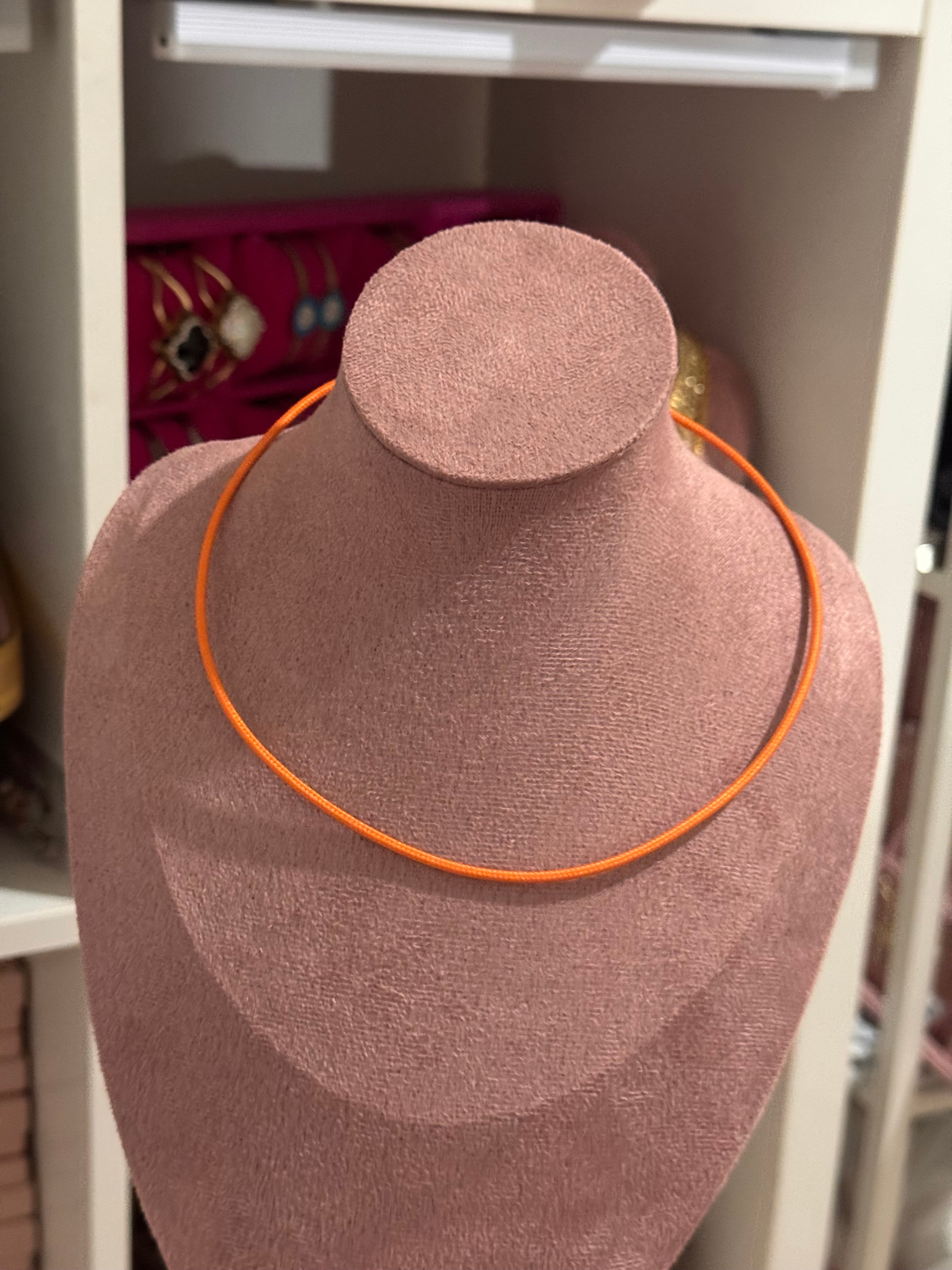 COLLAR INFINITE NARANJA CLARO