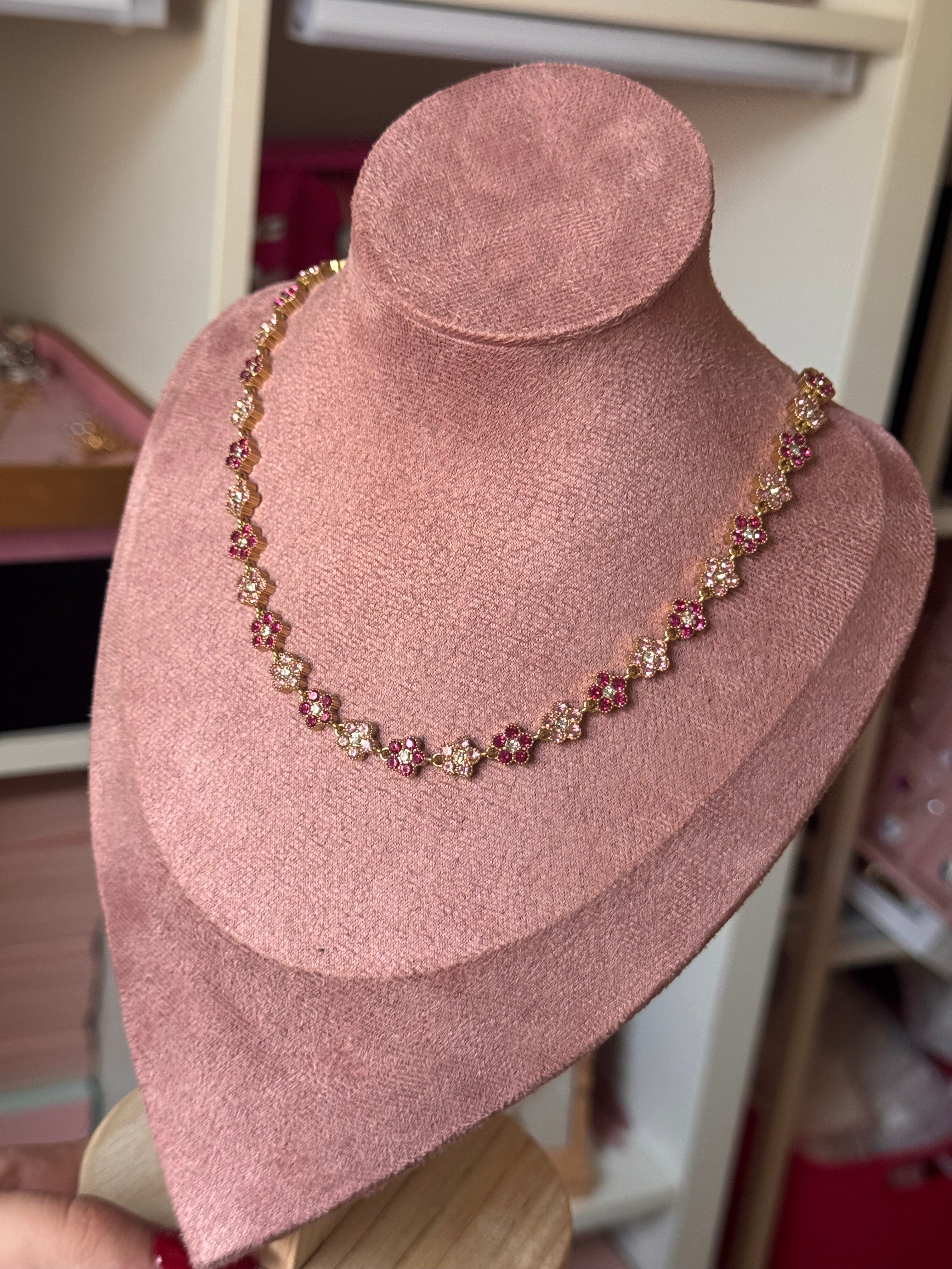 COLLAR FLOR ROSA