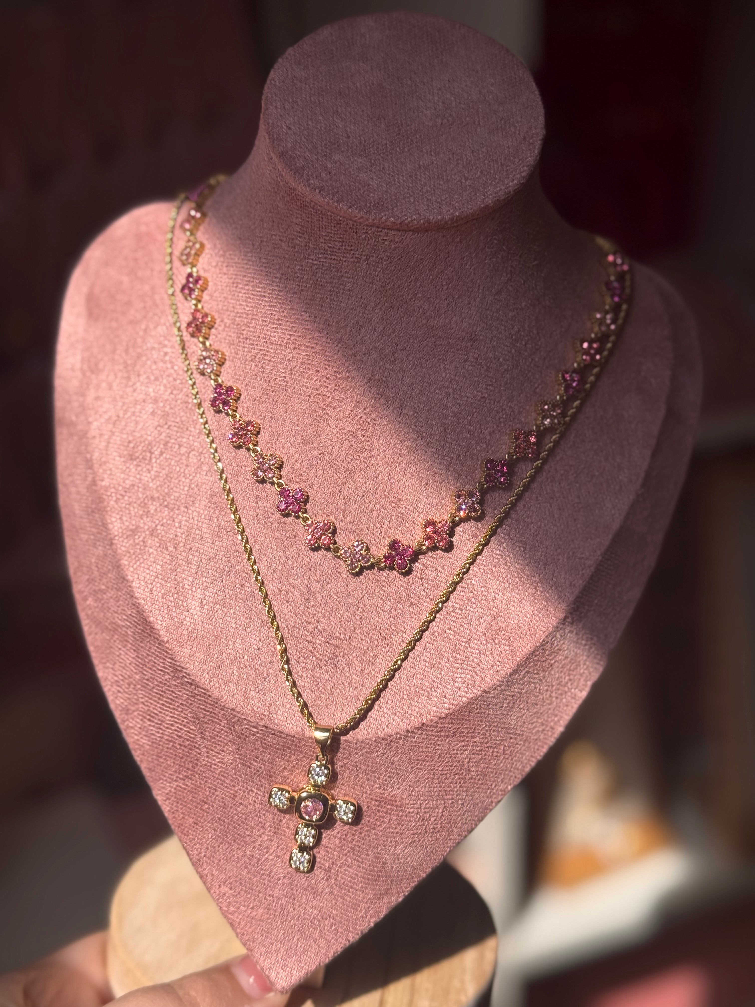 COLLAR TRÉBOL ROSA