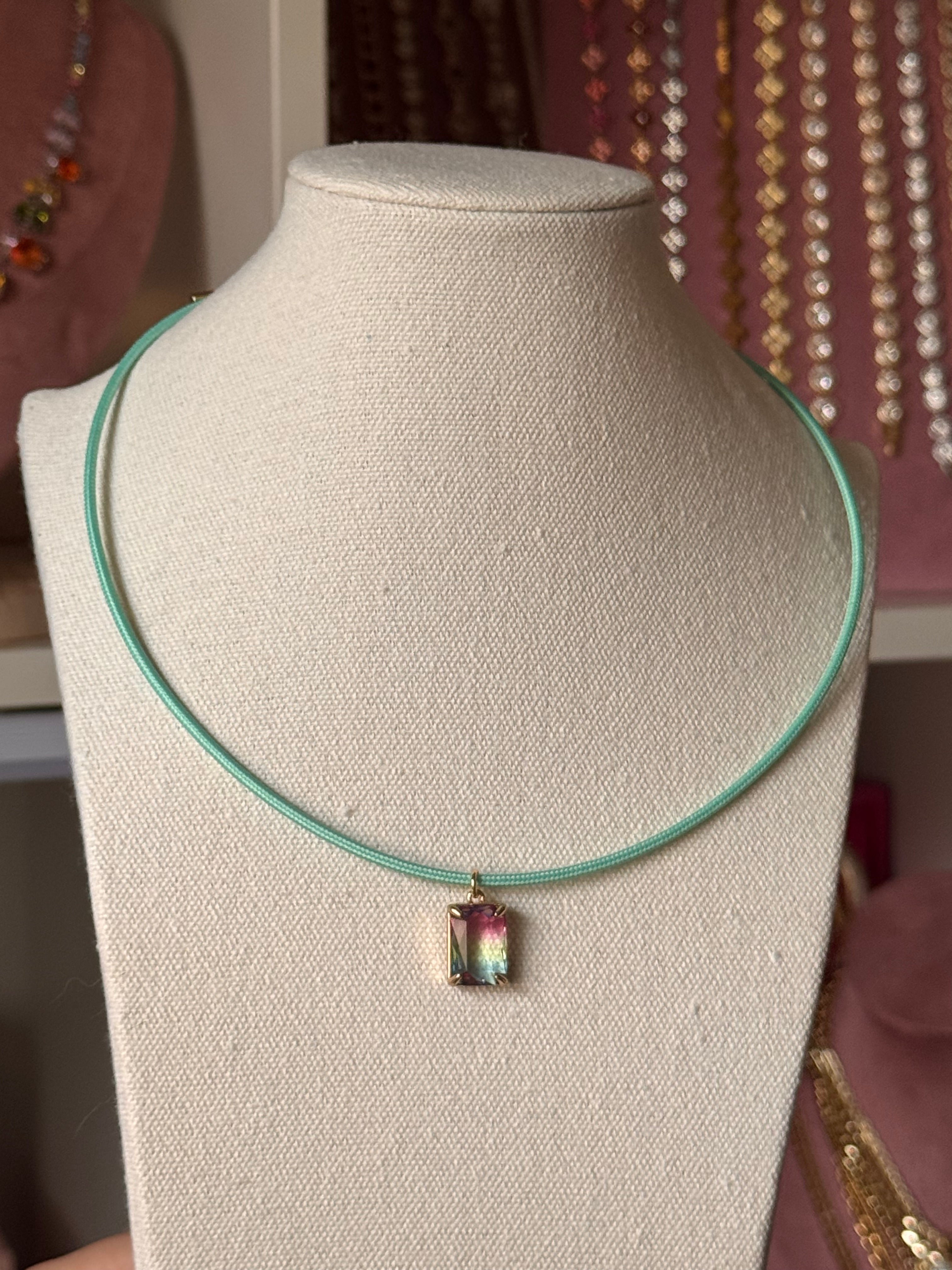 COLLAR MENTA GLACÉE