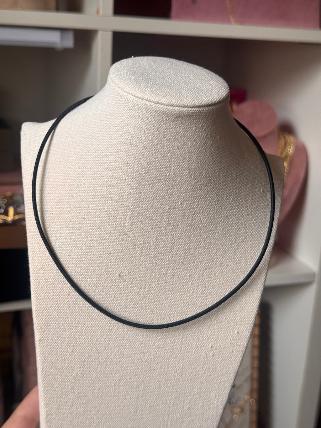 COLLAR INFINITE BLACK