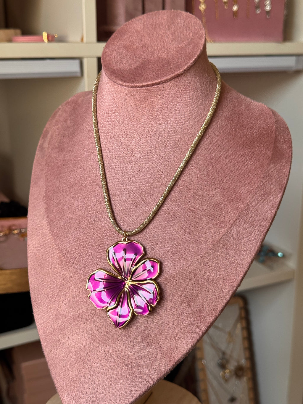 COLLAR ATELIER